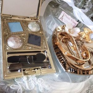 Meet your Posher, Yume